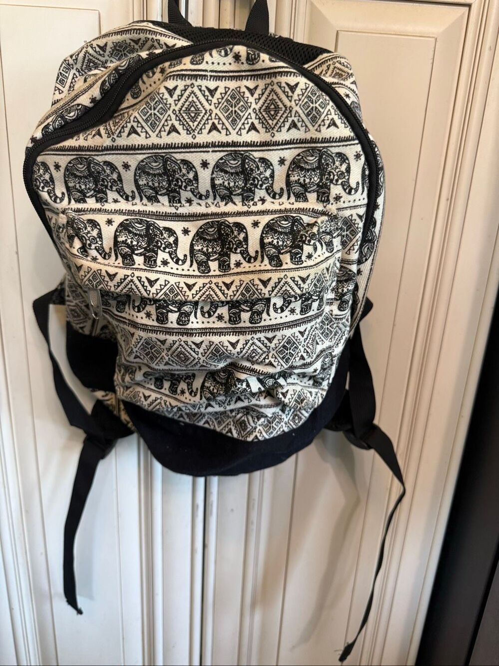 Kathmandu Elephant Multi Pockets Adjustable Strap Backpack Black White Medium